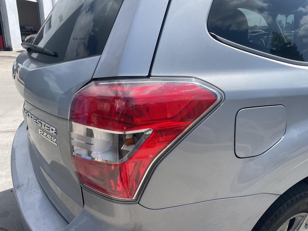 2015 Subaru Forester Premium 22