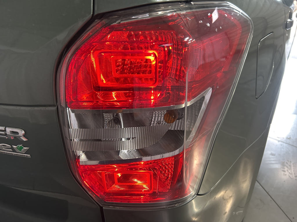 Thumbnail: 2015 Subaru Forester - 18