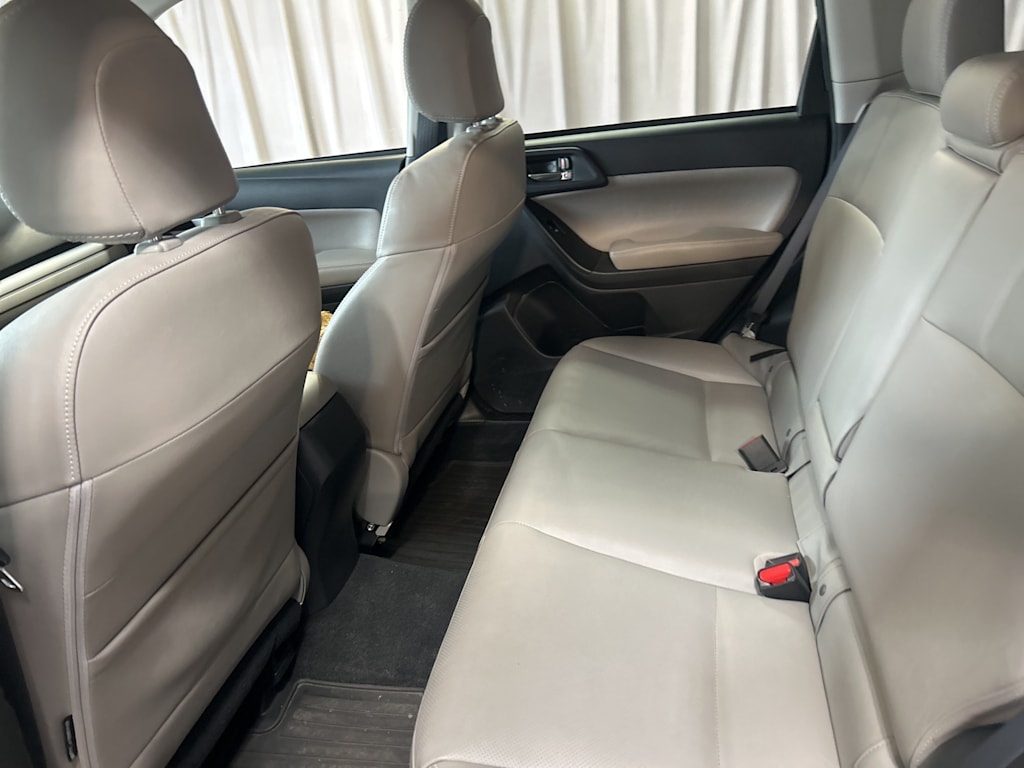 Thumbnail: 2015 Subaru Forester - 26