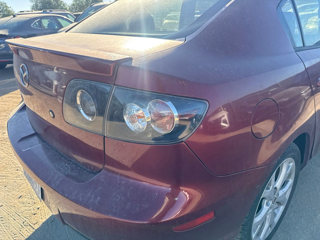 Thumbnail: 2009 Mazda Mazda3 - 16