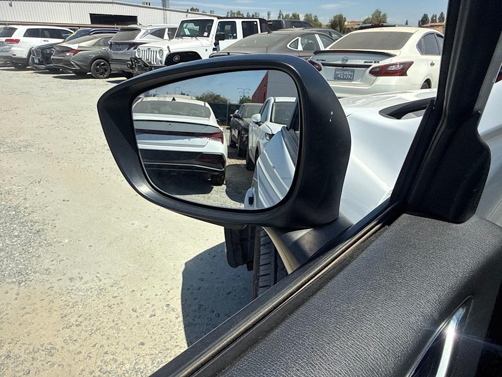 Thumbnail: 2016 Mazda CX-5 - 25