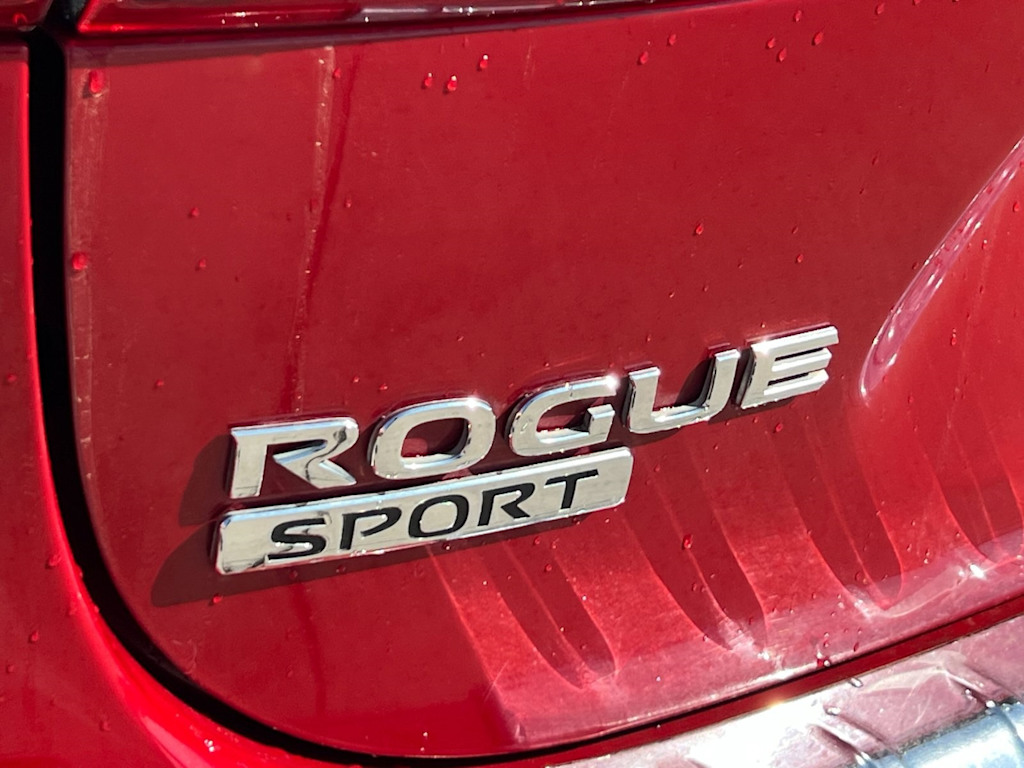 Thumbnail: 2018 Nissan Rogue Sport - 7