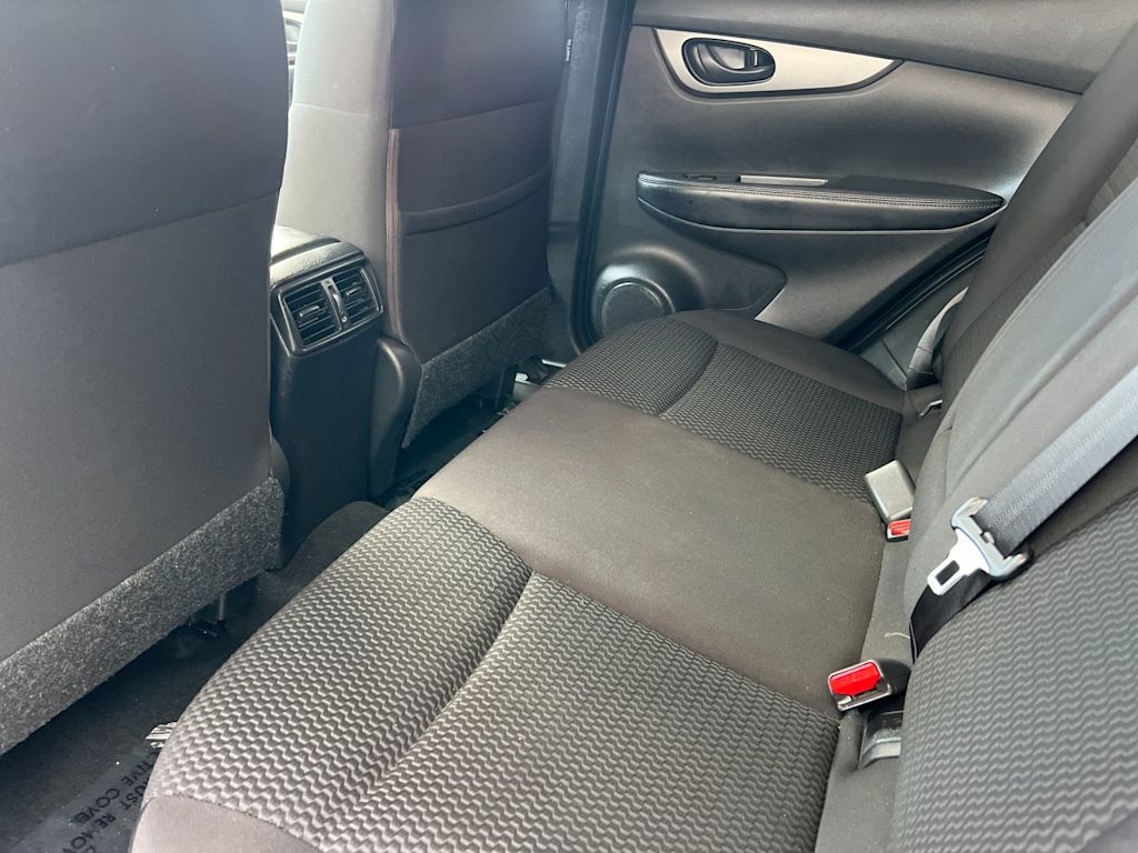 Thumbnail: 2019 Nissan Rogue Sport - 11