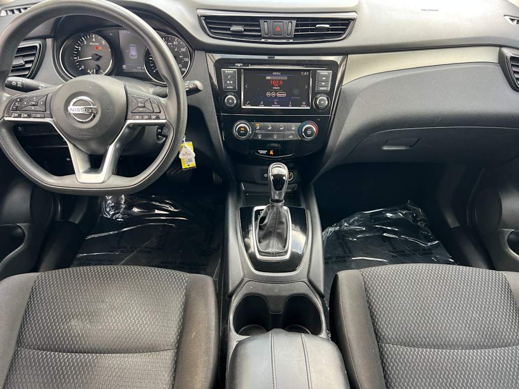 Thumbnail: 2019 Nissan Rogue Sport - 2