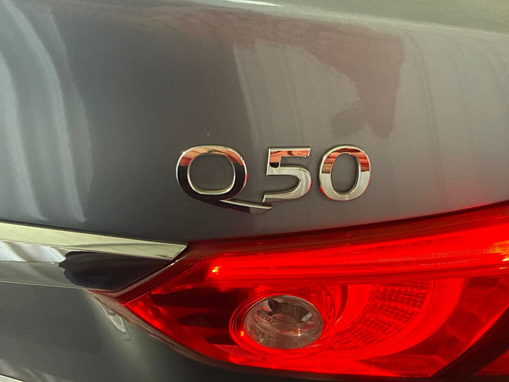 Thumbnail: 2015 INFINITI Q50 - 18
