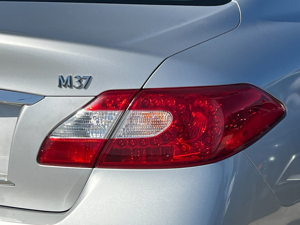 Thumbnail: 2012 INFINITI M37 - 29