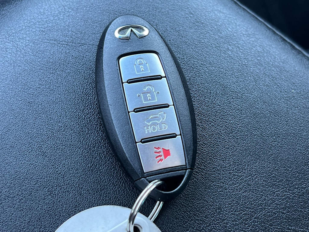 Thumbnail: 2012 INFINITI M37 - 16