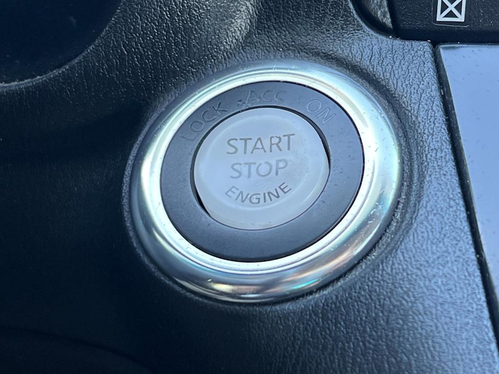 Thumbnail: 2012 INFINITI M37 - 27