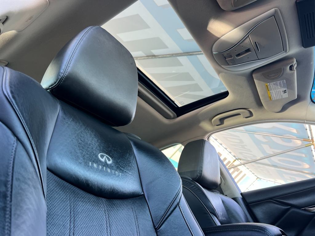 Thumbnail: 2012 INFINITI M37 - 23