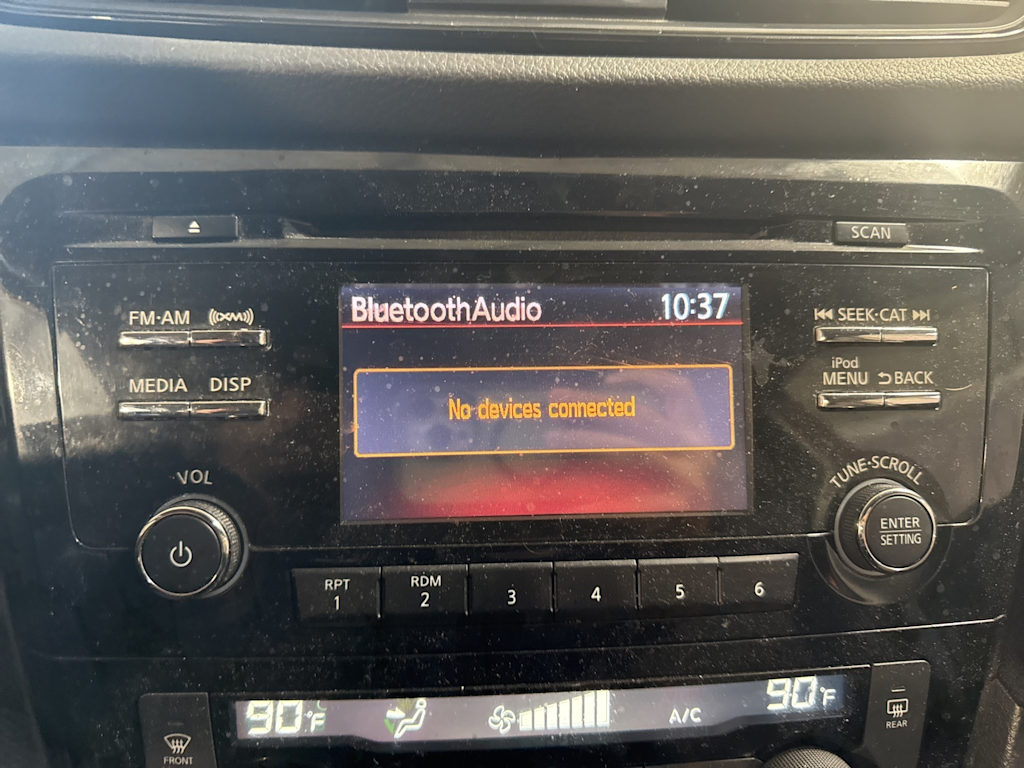 Thumbnail: 2017 Nissan Rogue - 9