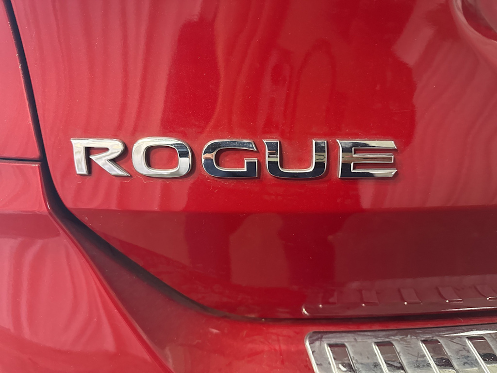 Thumbnail: 2017 Nissan Rogue - 5