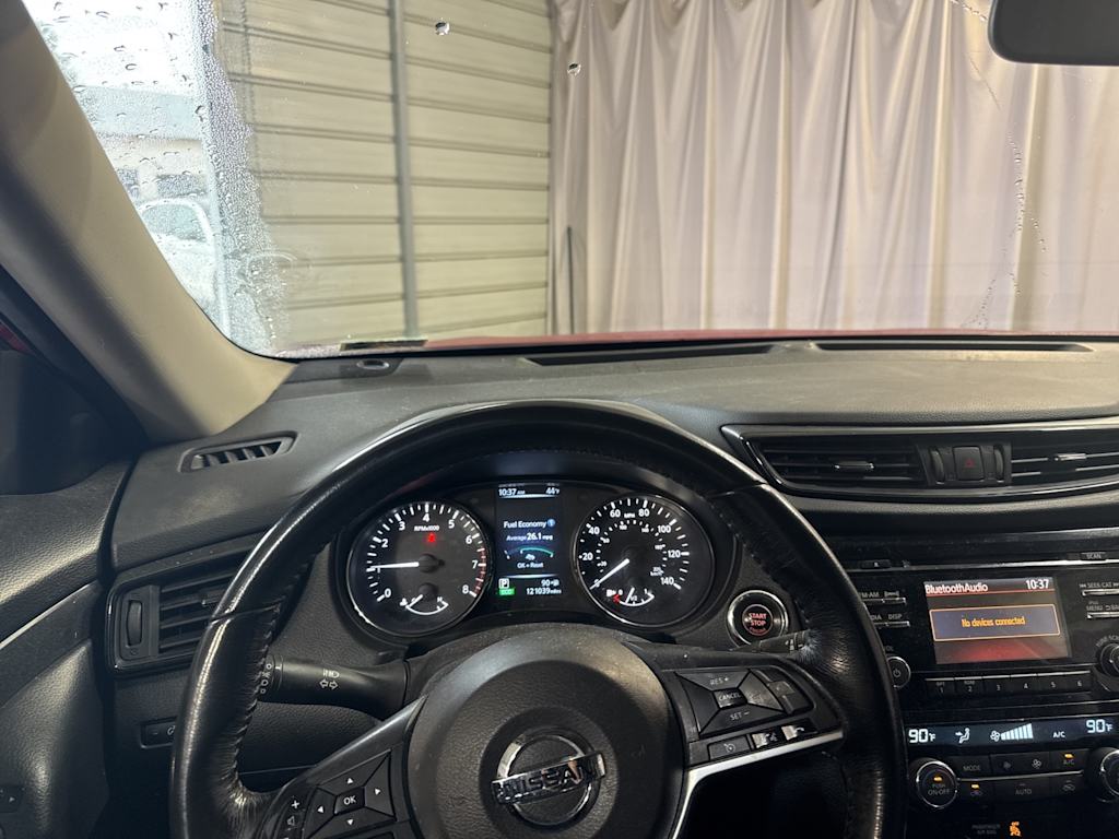 Thumbnail: 2017 Nissan Rogue - 2