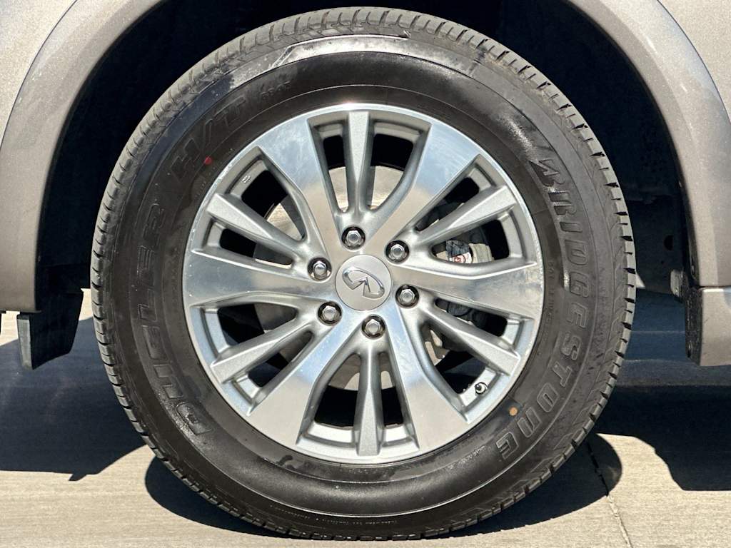 Thumbnail: 2016 INFINITI QX80 - 8