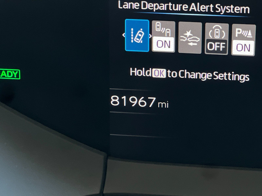 Thumbnail: 2023 Toyota Prius - 29