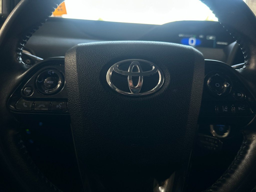 Thumbnail: 2022 Toyota Prius Prime - 28