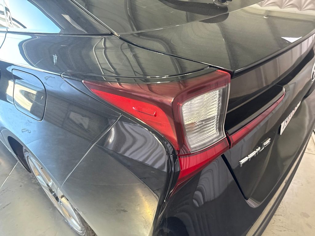 Thumbnail: 2022 Toyota Prius - 18
