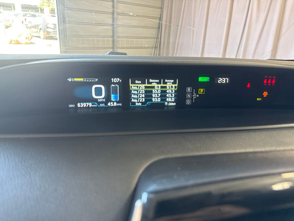 Thumbnail: 2022 Toyota Prius - 25