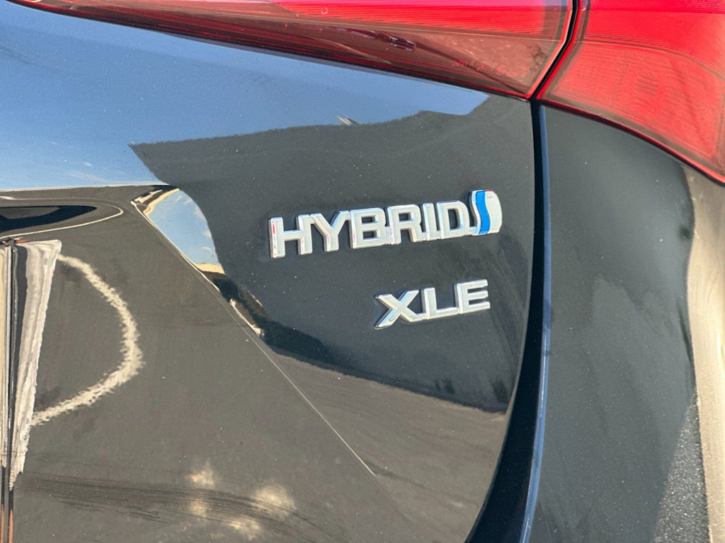 Thumbnail: 2022 Toyota Prius - 29