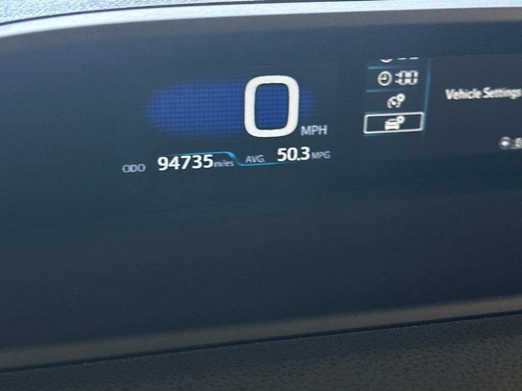 Thumbnail: 2016 Toyota Prius - 7