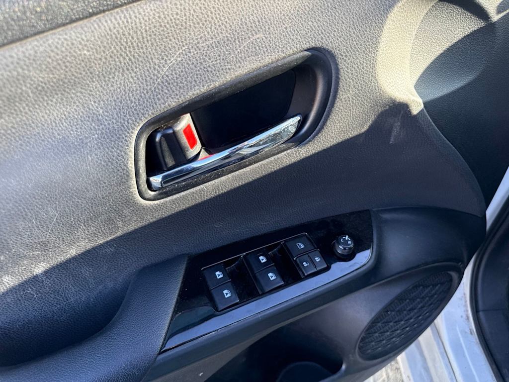Thumbnail: 2018 Toyota Prius - 23