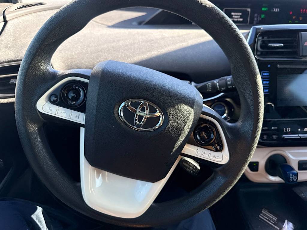 Thumbnail: 2018 Toyota Prius - 2