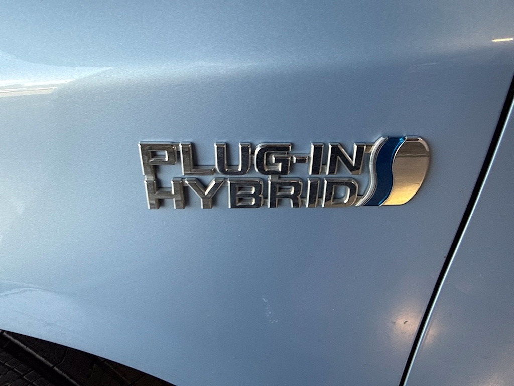 Thumbnail: 2015 Toyota Prius - 6