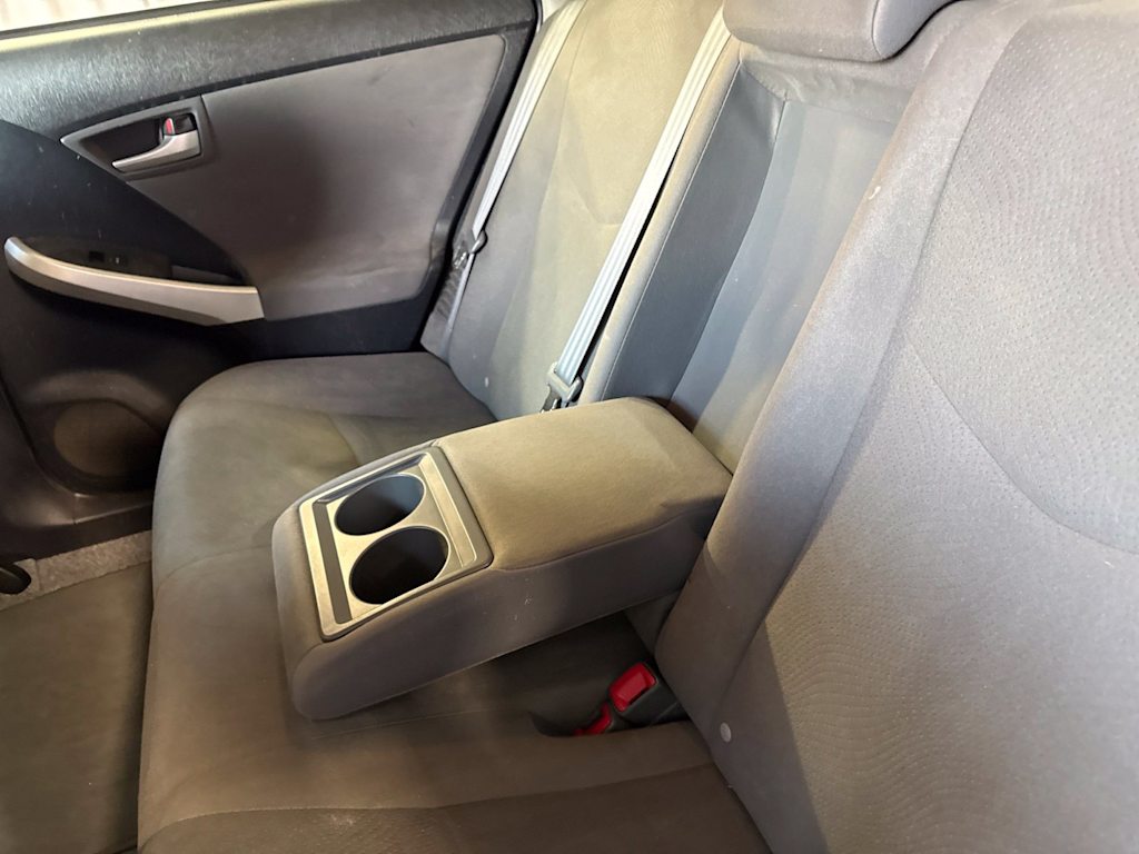 Thumbnail: 2015 Toyota Prius - 23