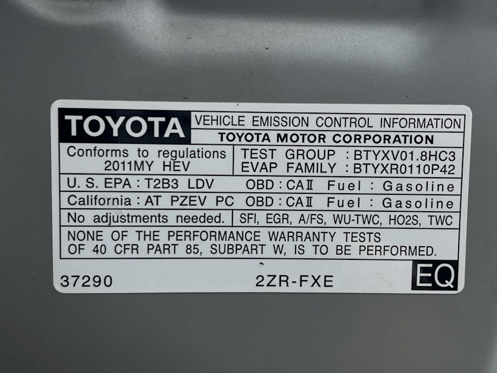 2011 Toyota Prius Three 17