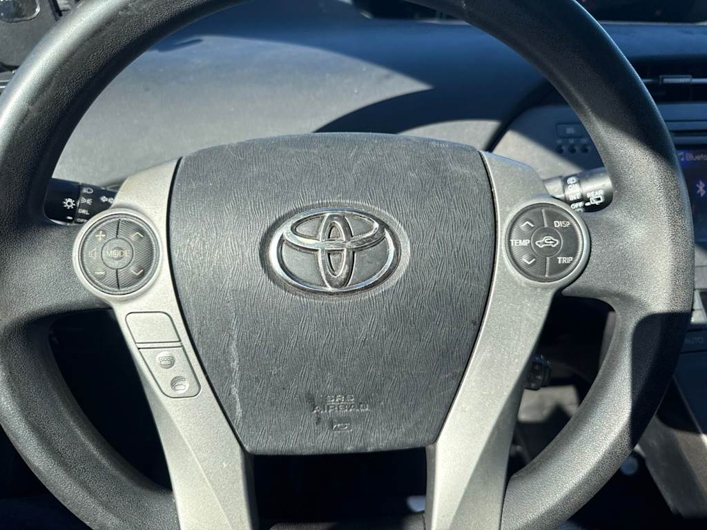 Thumbnail: 2015 Toyota Prius - 27