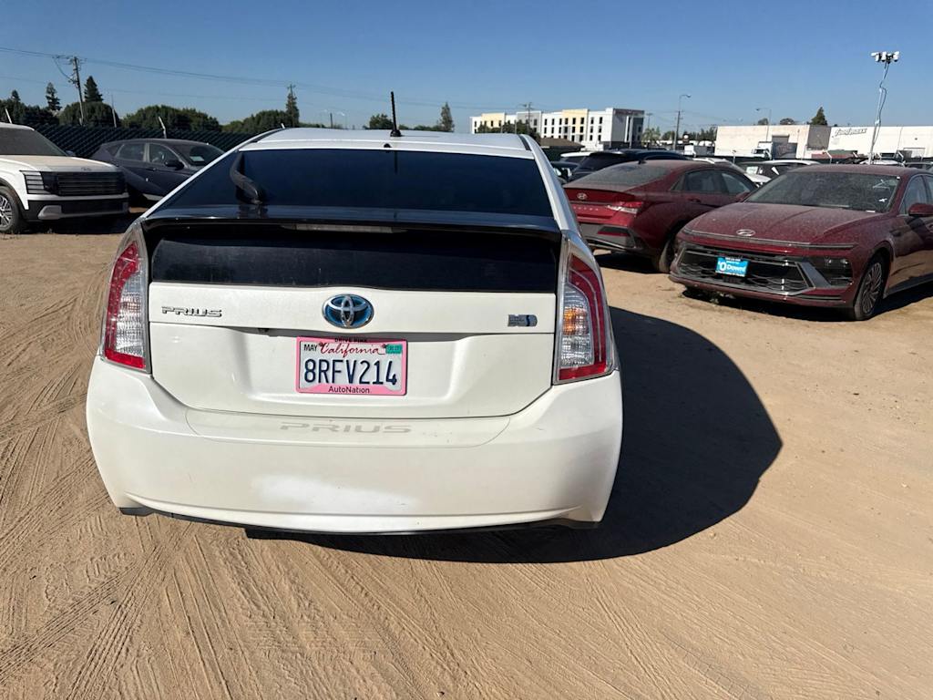Thumbnail: 2015 Toyota Prius - 5