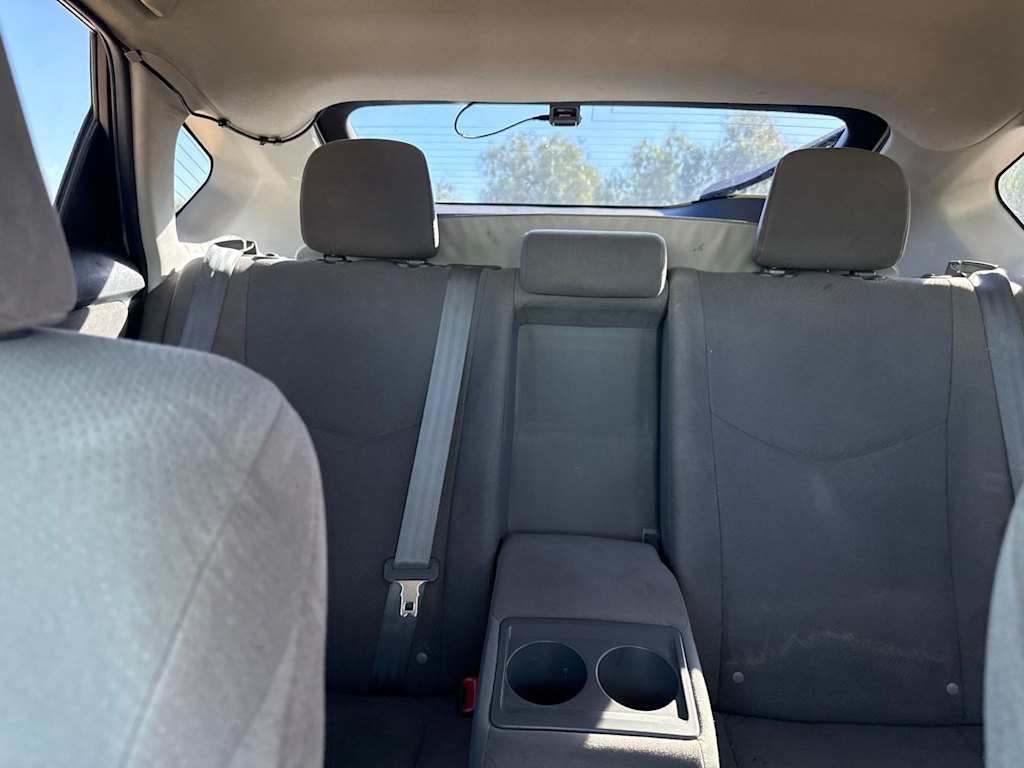 Thumbnail: 2015 Toyota Prius - 25