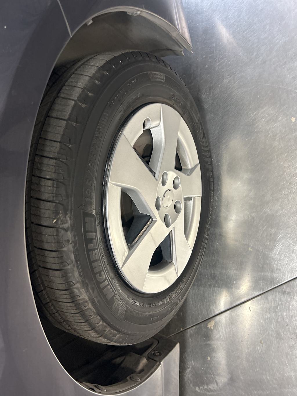 Thumbnail: 2012 Toyota Prius - 13