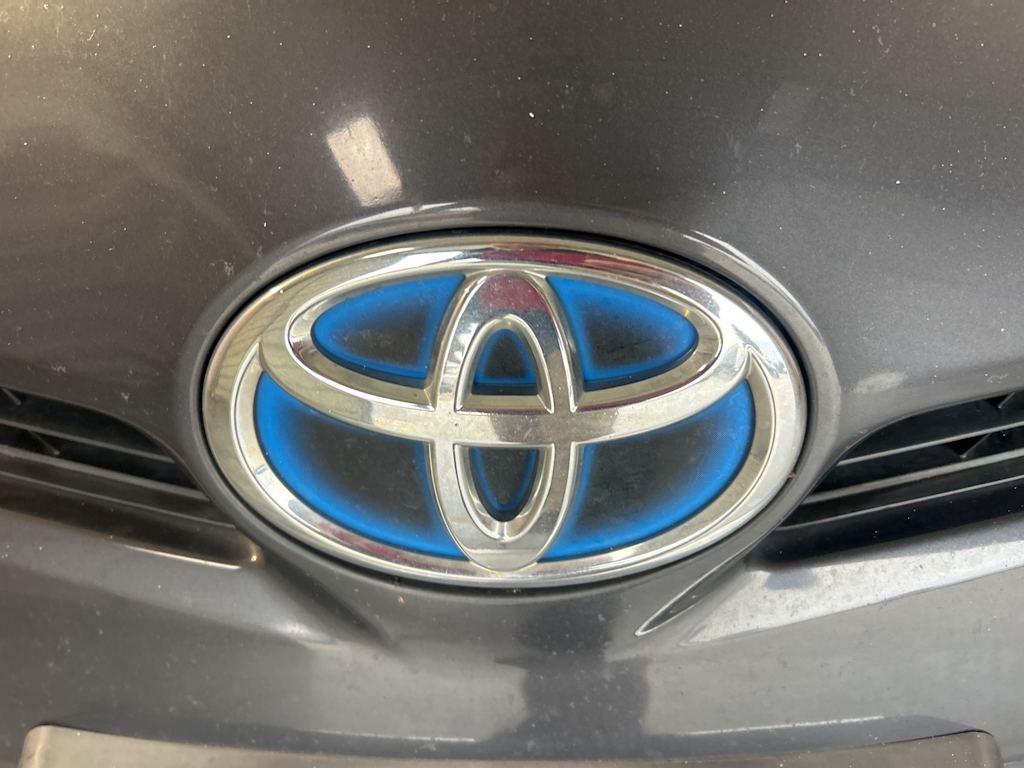 Thumbnail: 2012 Toyota Prius - 3