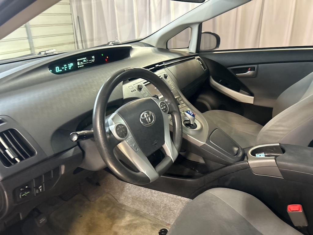 Thumbnail: 2012 Toyota Prius - 5