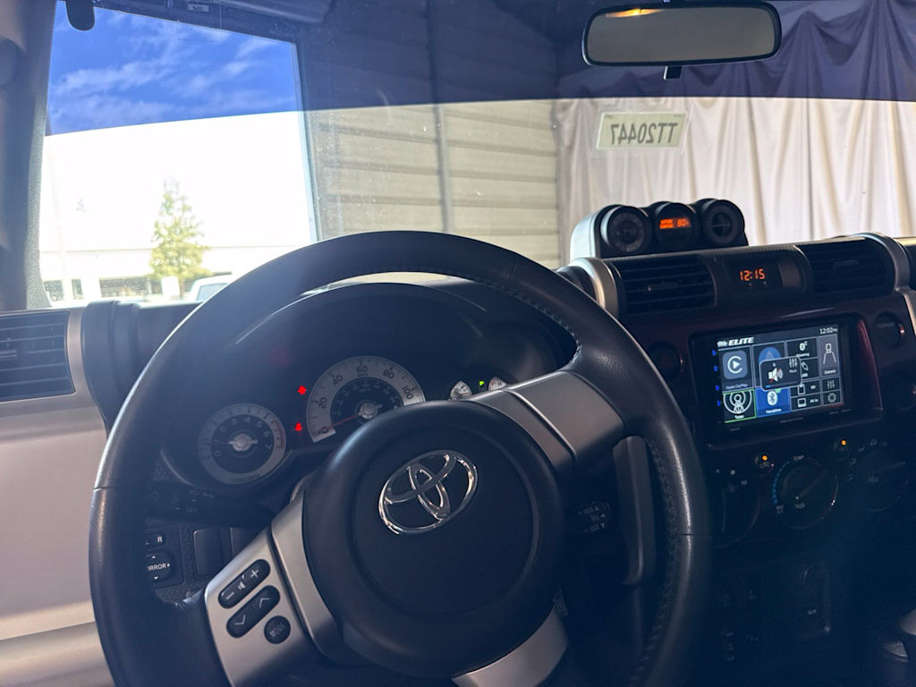 Thumbnail: 2007 Toyota FJ Cruiser - 26