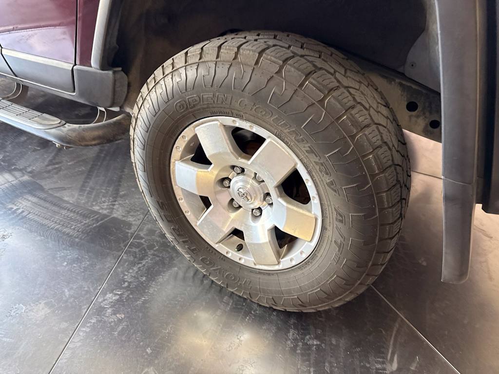 Thumbnail: 2007 Toyota FJ Cruiser - 8