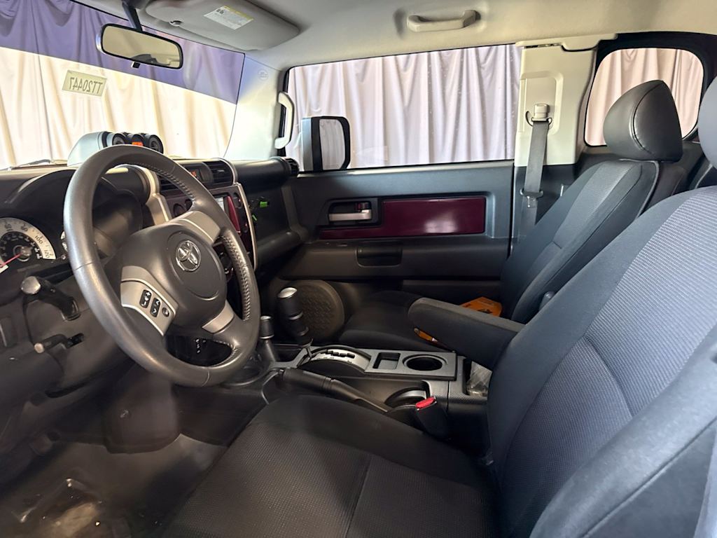 Thumbnail: 2007 Toyota FJ Cruiser - 9