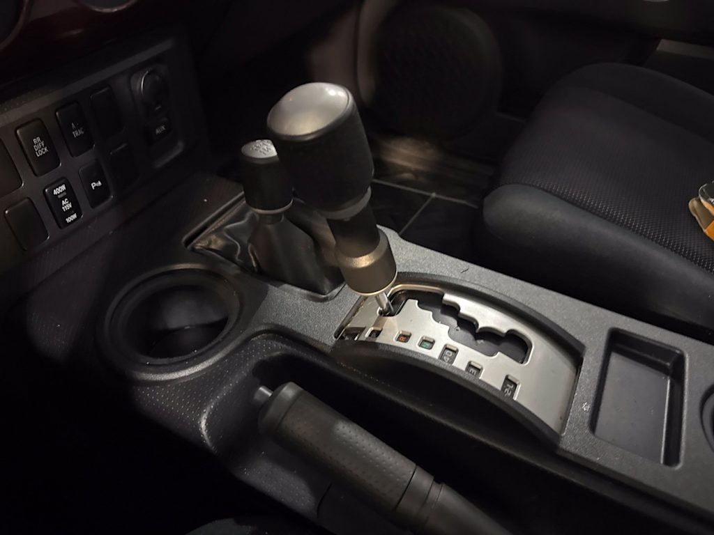 Thumbnail: 2007 Toyota FJ Cruiser - 12