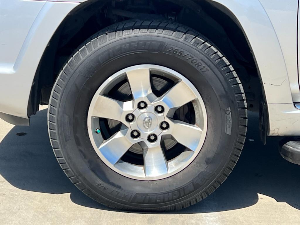 2012 Toyota 4Runner SR5 8