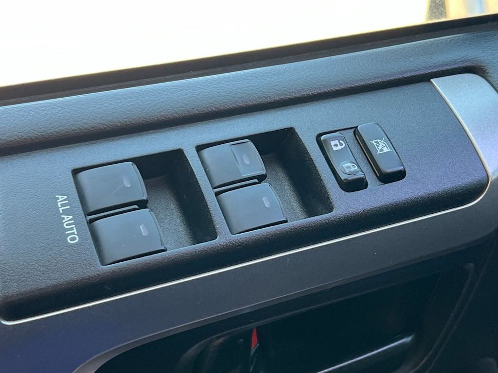 2012 Toyota 4Runner SR5 24