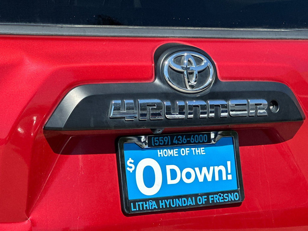 Thumbnail: 2020 Toyota 4Runner - 7