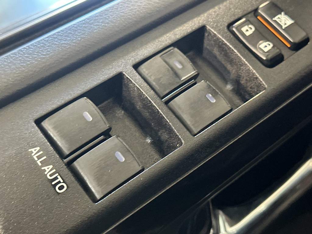 Thumbnail: 2021 Toyota 4Runner - 24