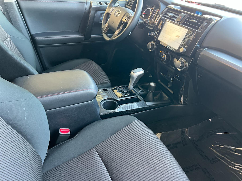 Thumbnail: 2024 Toyota 4Runner - 10