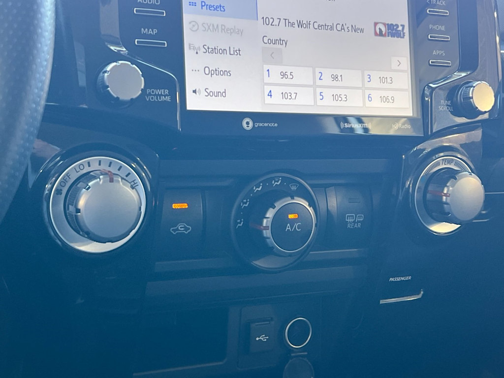 Thumbnail: 2024 Toyota 4Runner - 25