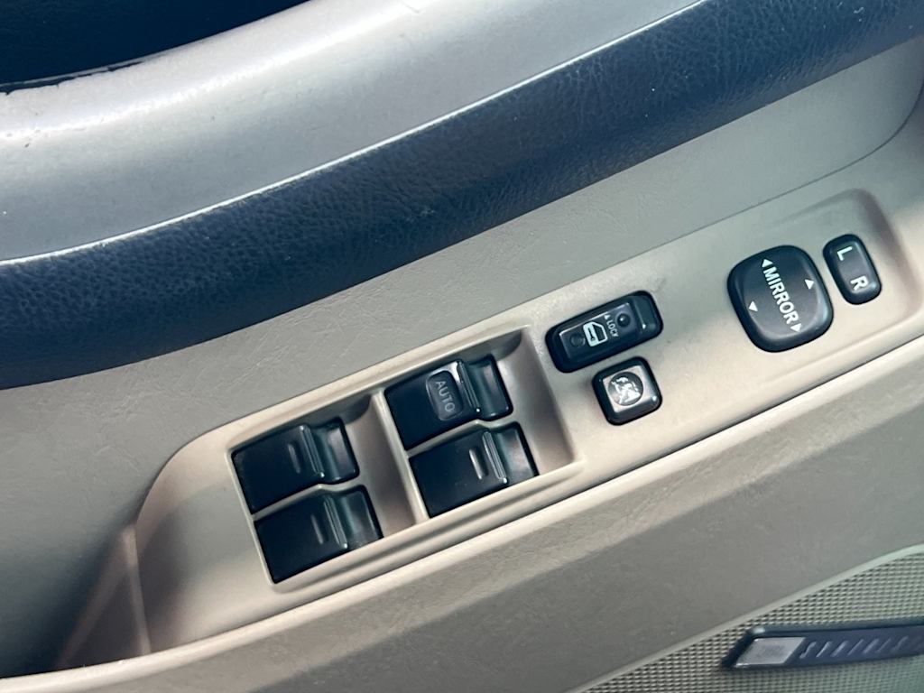 Thumbnail: 2008 Toyota 4Runner - 23