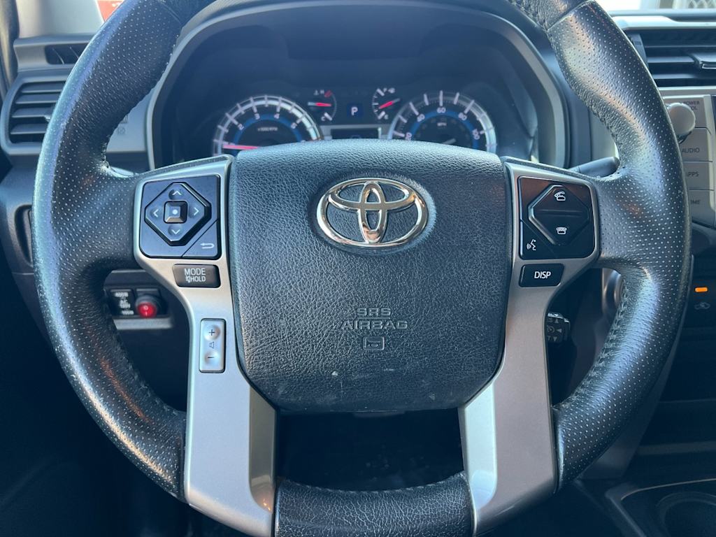 2017 Toyota 4Runner SR5 28