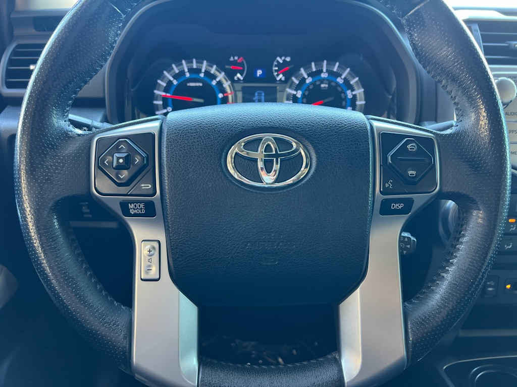Thumbnail: 2015 Toyota 4Runner - 28