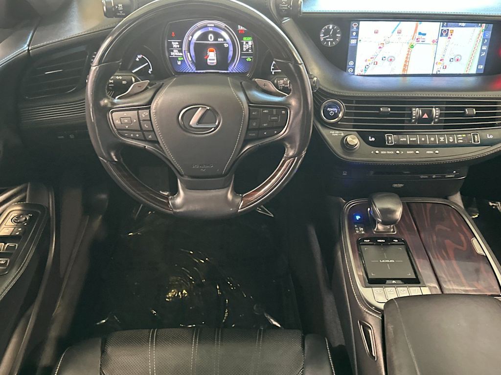 Thumbnail: 2020 Lexus LS - 12