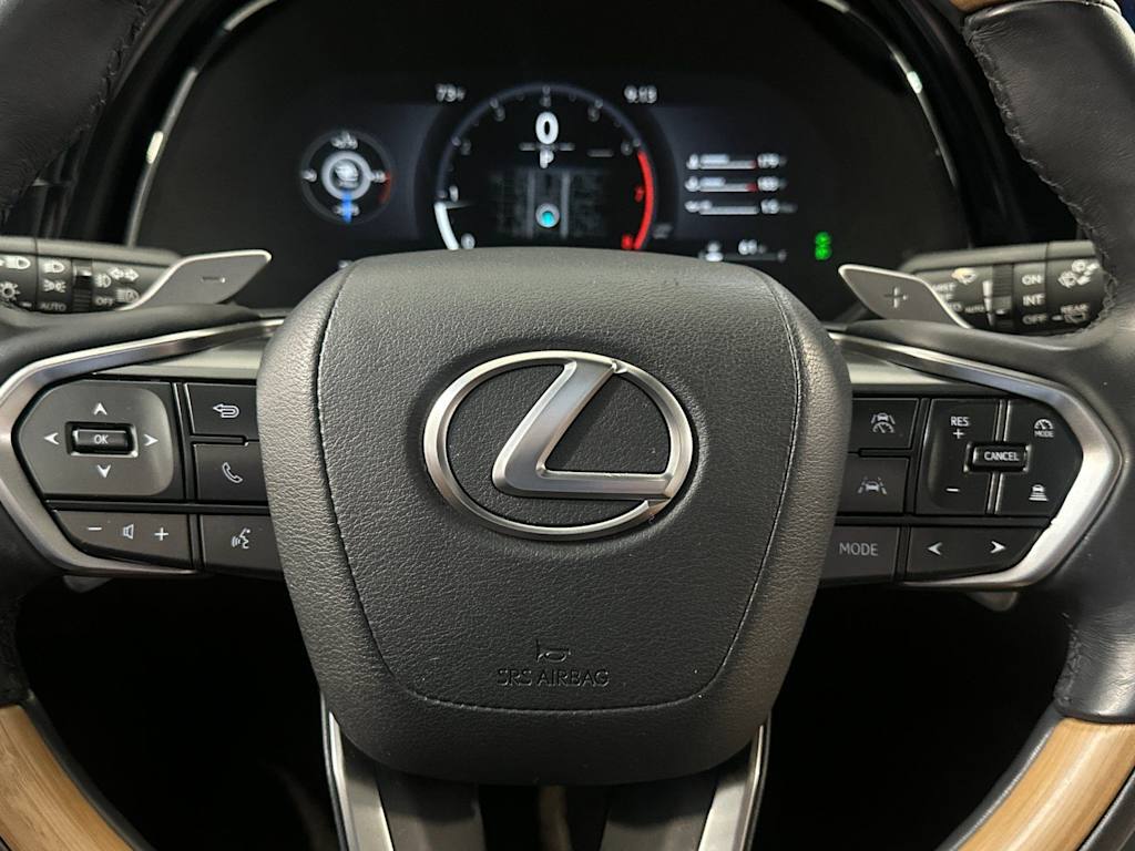 Thumbnail: 2025 Lexus RX - 28