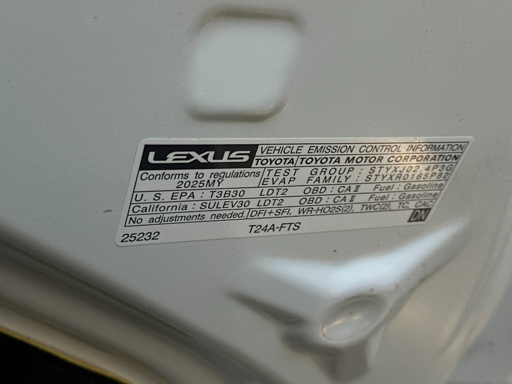 Thumbnail: 2025 Lexus RX - 18